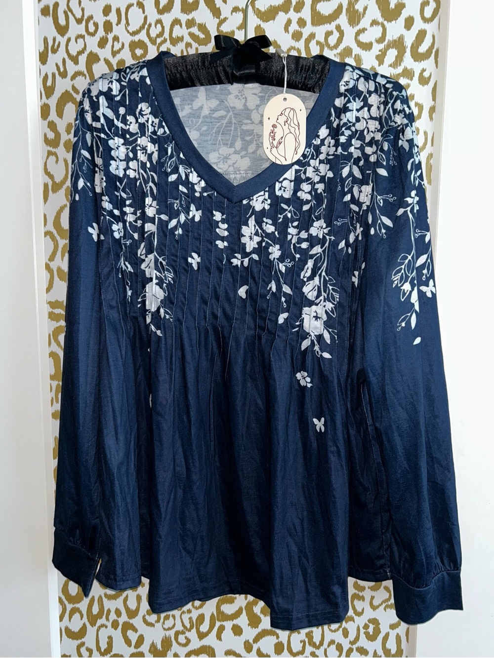 Women’s Navy Blue V-Neck Floral Pintuck Top